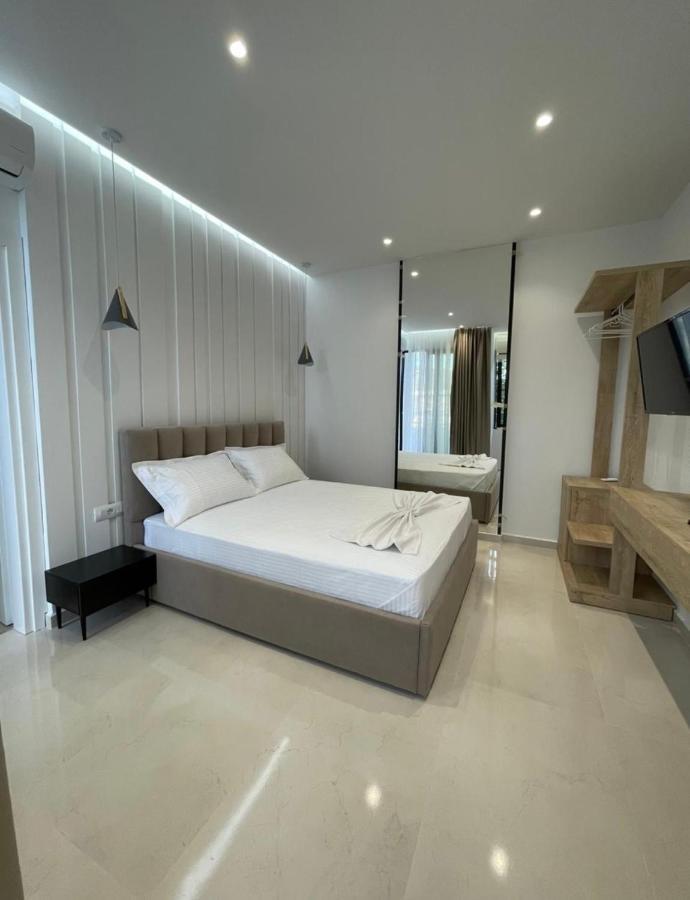Villa Xhefri 2 Sarandë Exterior foto