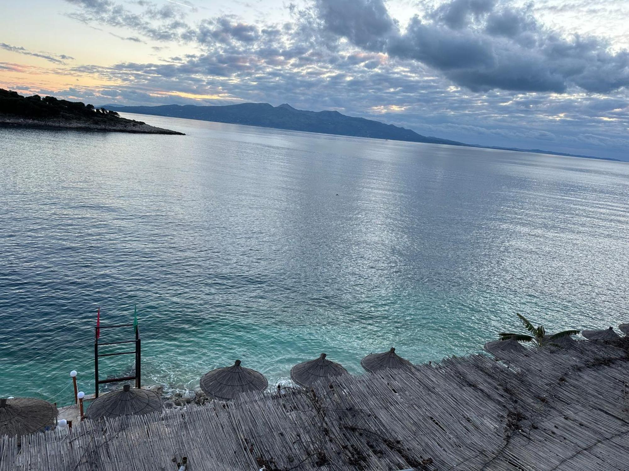 Villa Xhefri 2 Sarandë Exterior foto